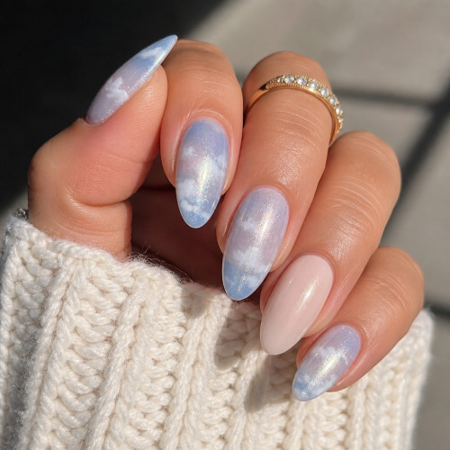 Clouds · Luxe