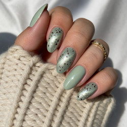 Mint Chocolate Chip · Luxe