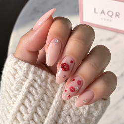 Kisses · Luxe Plus