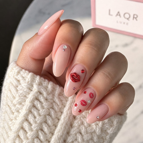 Kisses · Luxe Plus