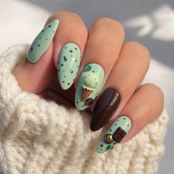 Mint Chocolate Chip · Luxe Plus