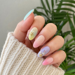 Pastel Gradients · Luxe Plus